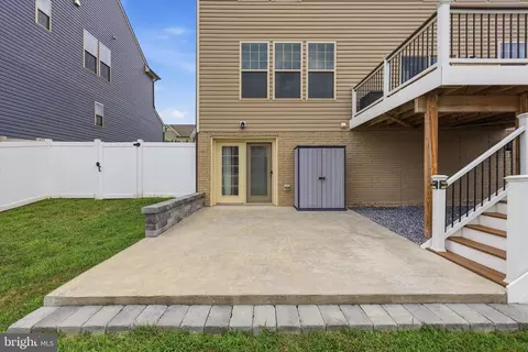 Exterior - 1906 Gladstone St, Frederick, MD 21702 photo 8 of 15