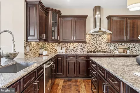 Kitchen - 731 Holden Rd, Frederick, MD 21701 photo 3 of 7
