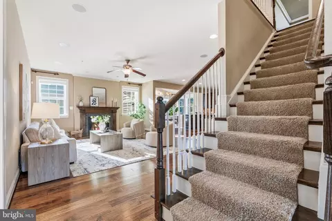 Entry Way - 731 Holden Rd, Frederick, MD 21701 photo 4 of 16