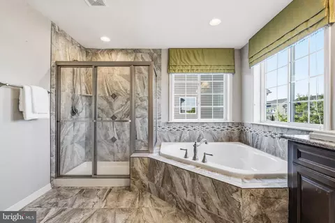 Bath - 731 Holden Rd, Frederick, MD 21701 photo 1 of 3
