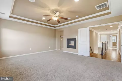 Entry Way - 731 Holden Rd, Frederick, MD 21701 photo 9 of 16