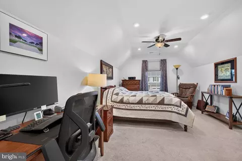 Bedroom - 5307 Crape Myrtle Dr, Frederick, MD 21703 photo 3 of 5