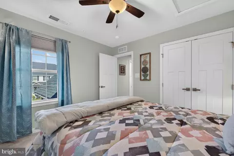 Bedroom - 5307 Crape Myrtle Dr, Frederick, MD 21703 photo 5 of 5
