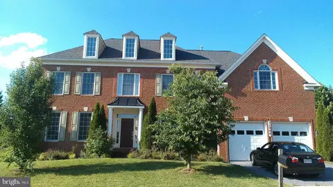 11204 Yardley Pl E, Ijamsville, MD 21754