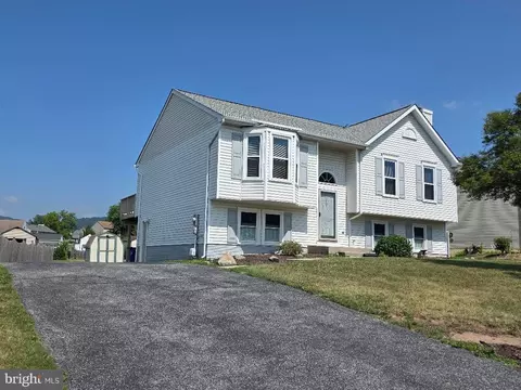 105 Colliery Dr, Thurmont, MD 21788