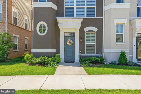 Exterior - 962 Holden Rd, Frederick, MD 21701 photo 2 of 5