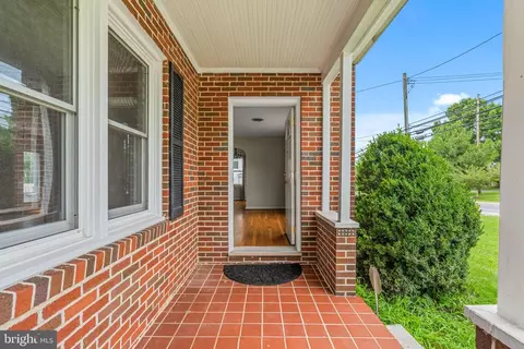 Exterior - 708 E Main St, Middletown, MD 21769 photo 3 of 10