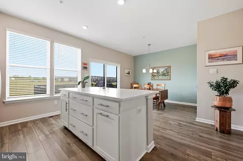 Entry Way - 486 Tiller St, Frederick, MD 21701 photo 6 of 10