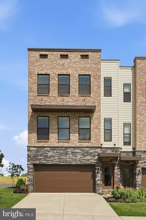 Exterior - 486 Tiller St, Frederick, MD 21701 photo 9 of 10