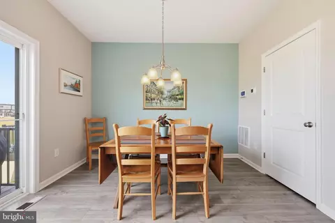 Dining - 486 Tiller St, Frederick, MD 21701 photo 3 of 4
