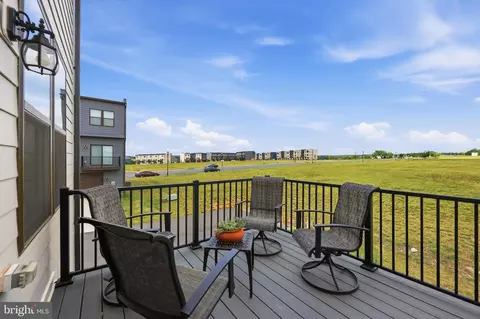Exterior - 486 Tiller St, Frederick, MD 21701 photo 2 of 10