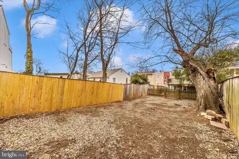 Exterior - 29 Winchester St, Frederick, MD 21701 photo 10 of 13
