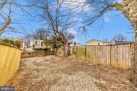 Exterior - 29 Winchester St, Frederick, MD 21701 photo 9 of 13