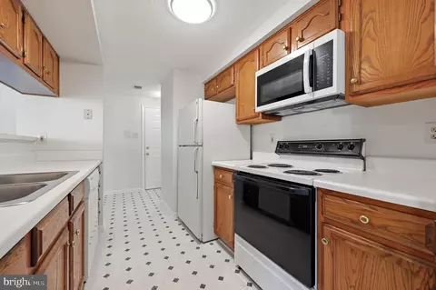 Kitchen - 607 Himes Ave #103, Frederick, MD 21703 photo 2 of 5