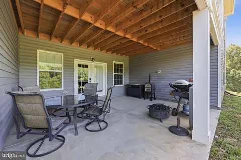 Exterior - 8225 A Ball Rd, Frederick, MD 21704 photo 5 of 8
