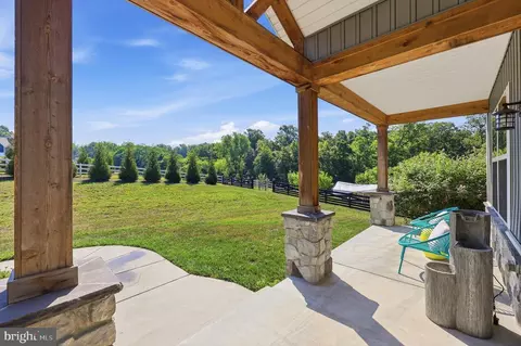 Exterior - 8225 A Ball Rd, Frederick, MD 21704 photo 7 of 8