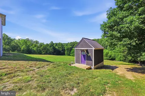 Exterior - 8225 A Ball Rd, Frederick, MD 21704 photo 6 of 8