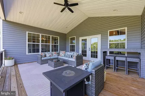 Exterior - 8225 A Ball Rd, Frederick, MD 21704 photo 2 of 8