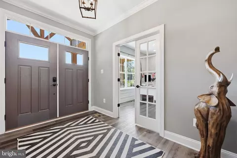 Entry Way - 8225 A Ball Rd, Frederick, MD 21704 photo 5 of 13