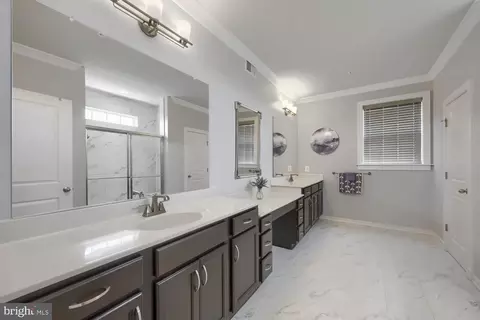 Bath - 1908 Gladstone St, Frederick, MD 21702 photo 2 of 3