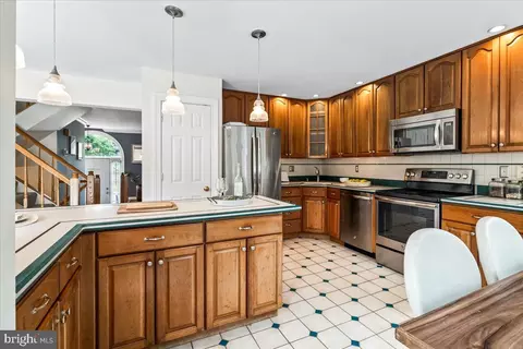 5583 Rivendell Pl, Frederick, MD 21703 photo 10