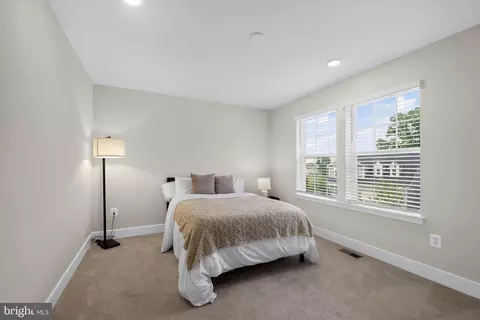 Bedroom - 2229 Denali Dr, Frederick, MD 21702 photo 5 of 7