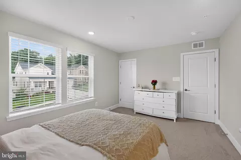 Bedroom - 2229 Denali Dr, Frederick, MD 21702 photo 4 of 7