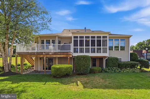 Exterior - 3027 Palatine Dr, Frederick, MD 21701 photo 7 of 18
