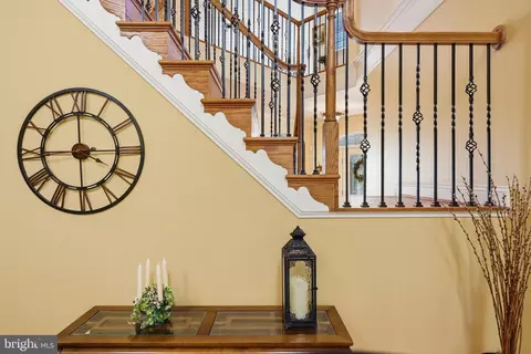 Entry Way - 3027 Palatine Dr, Frederick, MD 21701 photo 6 of 9