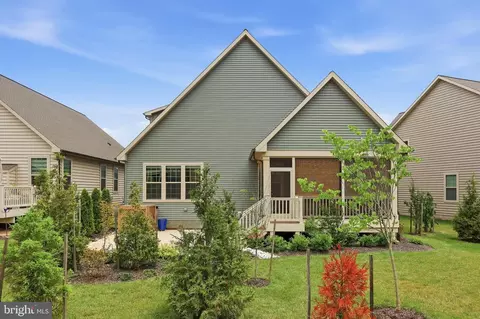 Exterior - 2605 Broadleaf Dr, Frederick, MD 21702 photo 10 of 19