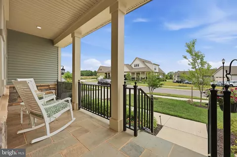 Exterior - 2605 Broadleaf Dr, Frederick, MD 21702 photo 3 of 19