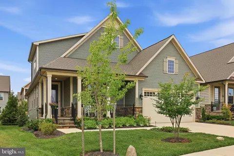 Exterior - 2605 Broadleaf Dr, Frederick, MD 21702 photo 15 of 19