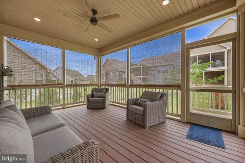 Exterior - 2605 Broadleaf Dr, Frederick, MD 21702 photo 6 of 19