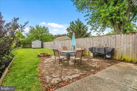 Exterior - 46 Hamilton Ave, Frederick, MD 21701 photo 5 of 8