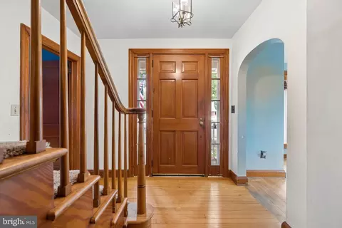 Entry Way - 118 W 14th St, Frederick, MD 21701 photo 1 of 11