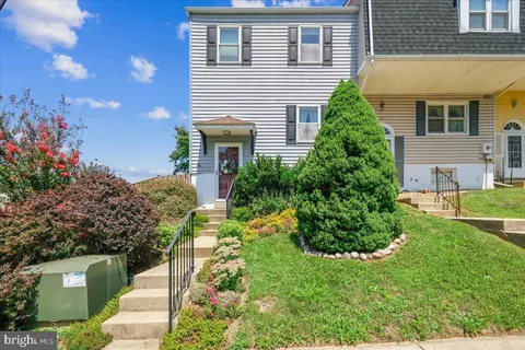 74 Oxford Ct, Walkersville, MD 21793