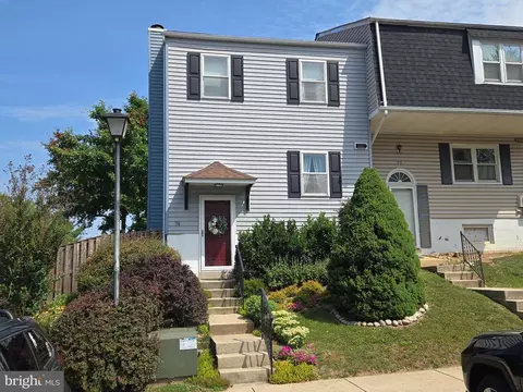 74 Oxford Ct, Walkersville, MD 21793