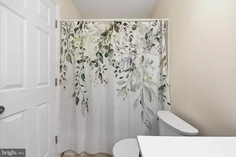 Bath - 525 Ellison Ct, Frederick, MD 21703 photo 1 of 2
