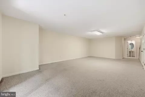 Living - 525 Ellison Ct, Frederick, MD 21703 photo 11 of 11