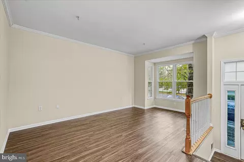Living - 952 Jubal Way, Frederick, MD 21701 photo 2 of 4