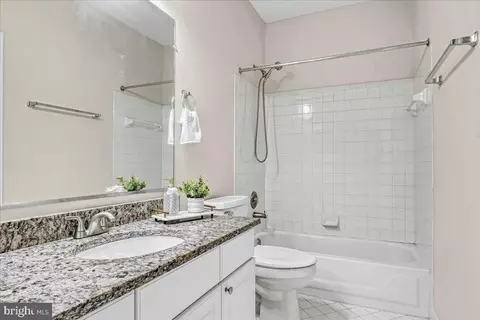 Bath - 952 Jubal Way, Frederick, MD 21701 photo 4 of 6