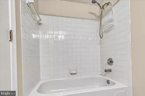 Bath - 952 Jubal Way, Frederick, MD 21701 photo 6 of 6