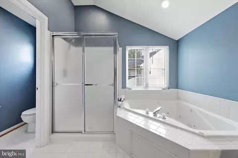 Bath - 6440 Spring Forest Rd, Frederick, MD 21701 photo 2 of 3