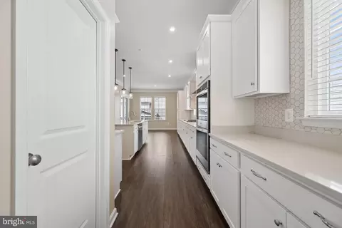 Entry Way - 5720 Hawk Ridge Rd, Frederick, MD 21704 photo 16 of 44