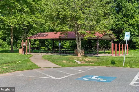 Exterior - 5720 Hawk Ridge Rd, Frederick, MD 21704 photo 19 of 20