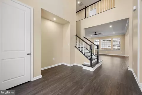 Entry Way - 5720 Hawk Ridge Rd, Frederick, MD 21704 photo 4 of 44
