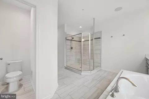 Entry Way - 5720 Hawk Ridge Rd, Frederick, MD 21704 photo 34 of 44