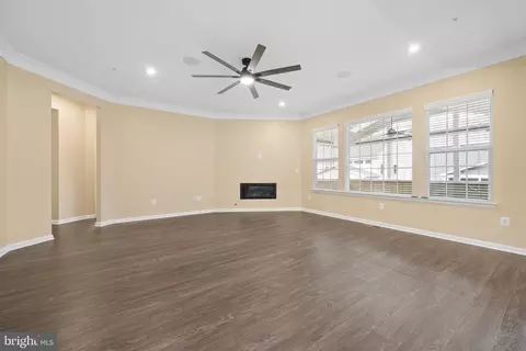 Living - 5720 Hawk Ridge Rd, Frederick, MD 21704 photo 3 of 6