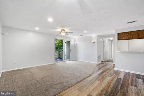 Living - 811 Stratford Way #E, Frederick, MD 21701 photo 1 of 3