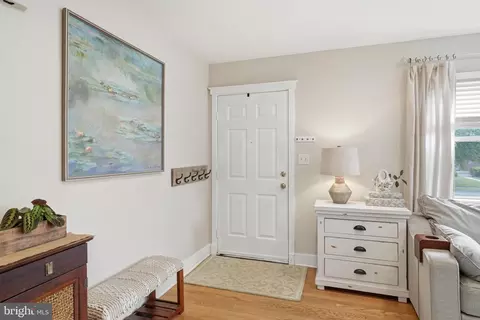 Entry Way - 513 Biggs Ave, Frederick, MD 21702 photo 1 of 2